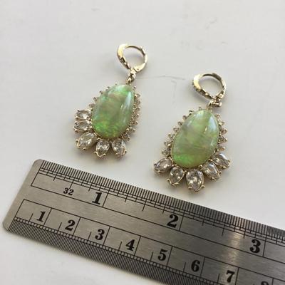 Beautiful gold tone dangle fashion earrings