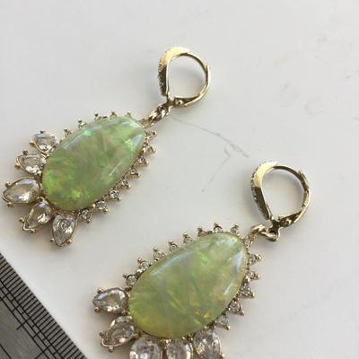 Beautiful gold tone dangle fashion earrings