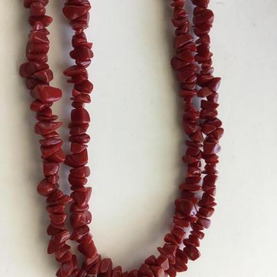 Red unique beaded 2 layer fashion necklace