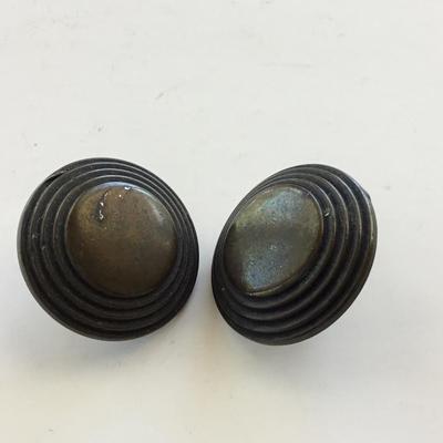Vintage brown clip on earrings