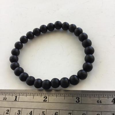 Black beaded stretchy fashion bracelet