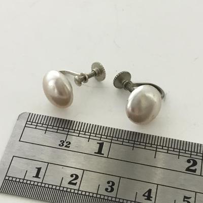 Japan vintage screw on earrings