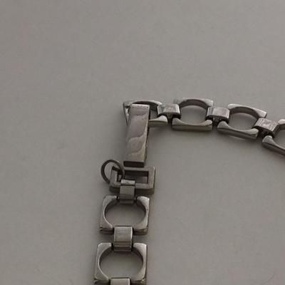 Silver tone fashion belt