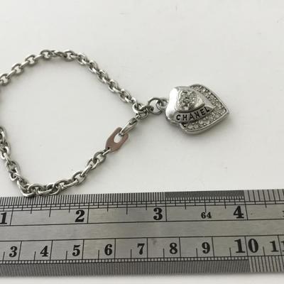 Chanel marked fashion heart bracelet