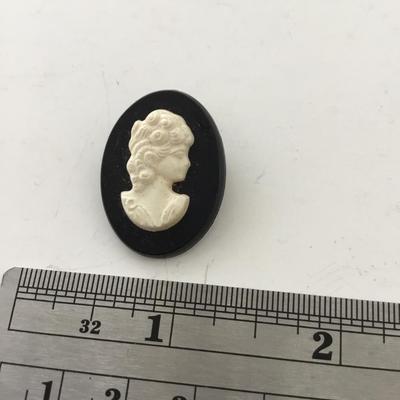 Vintage black oval pin