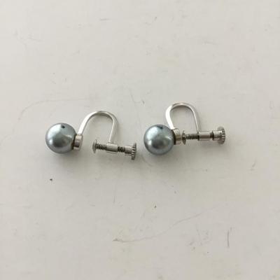Vintage blue screw on earrings
