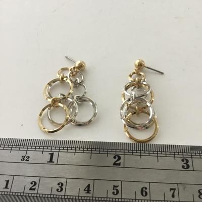 Gold tone silver tone dangle fashion earrings