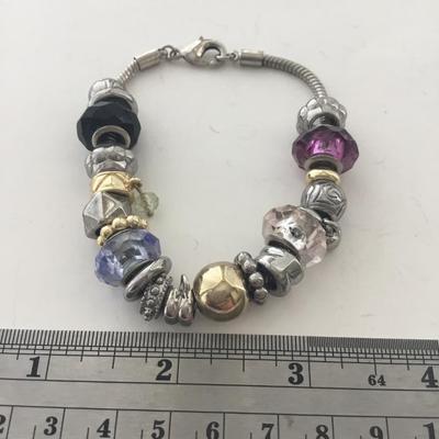 Unmarked beautiful bracelet