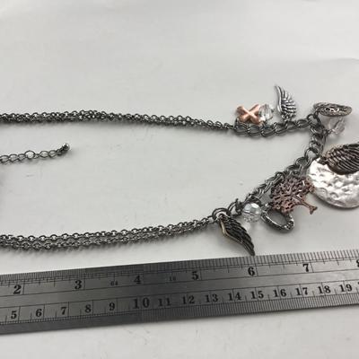 Beautiful fashion charm necklace