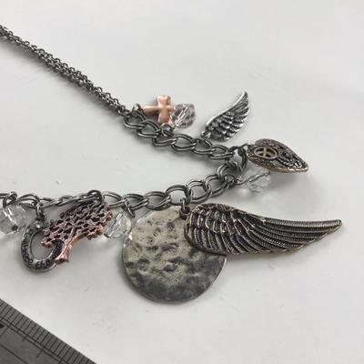 Beautiful fashion charm necklace