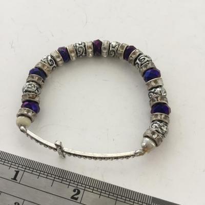 Beautiful cross stretchy fashion bracelet