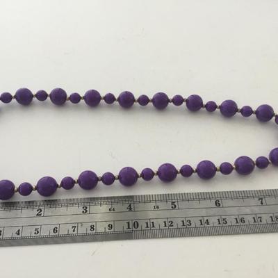 Purple beaded fashion necklace