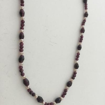 Red beaded vintage clasp collar necklace
