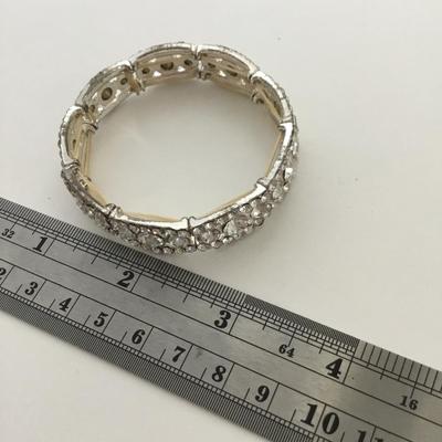 Silver tone rhinestone beautiful bracelet