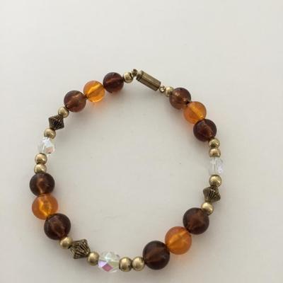 Brown beaded fashion bracelet