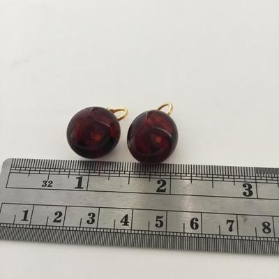 Gold tone unmarked clip on earrings