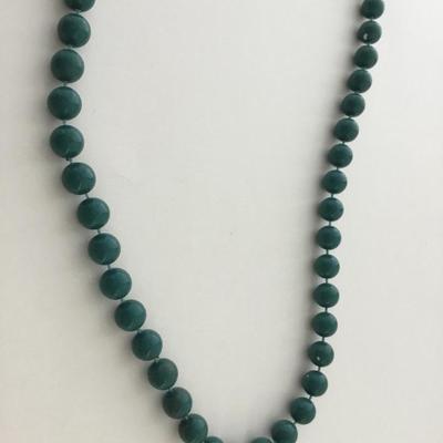 Fashion beaded necklace