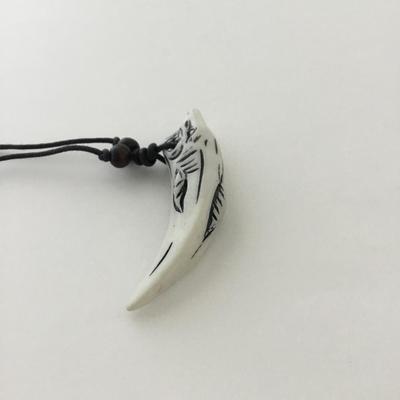 Adjustable rope type fashion necklace