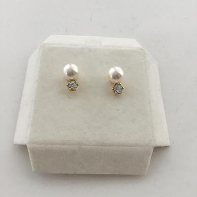 Beautiful stud earrings