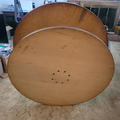 Solid Wood Round Coffee Table (B1-EL)