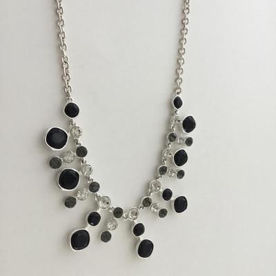 Silver tone black fashion necklace