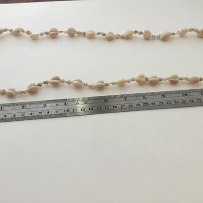 Beautiful shell fashion necklace