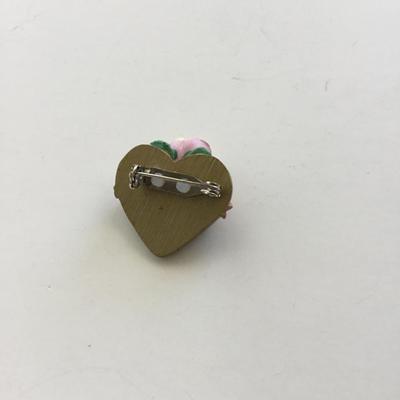 Number one grandma vintage heart pin