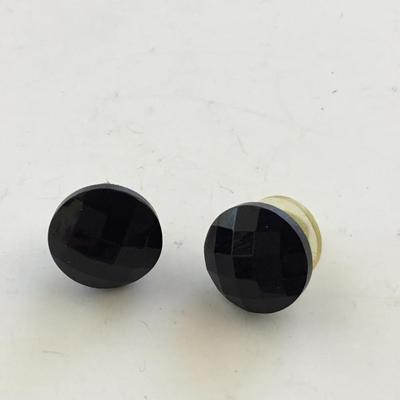 Unmarked black stud fashion earrings