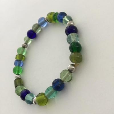 Colorful beaded stretchy fashion bracelet