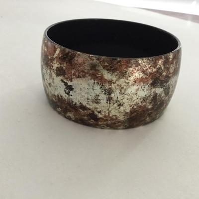 Beautiful fashion bangle