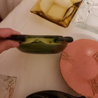 Vintage Ashtrays and Matches (B2-KD)