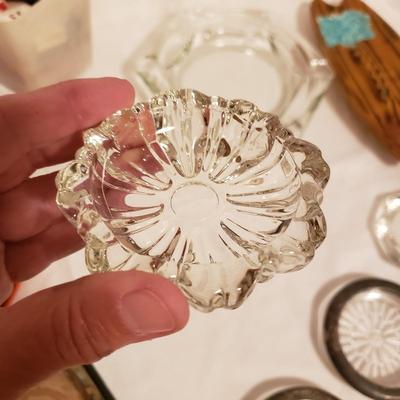 Vintage Ashtrays and Matches (B2-KD)