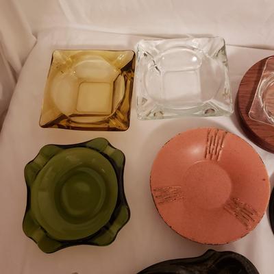 Vintage Ashtrays and Matches (B2-KD)