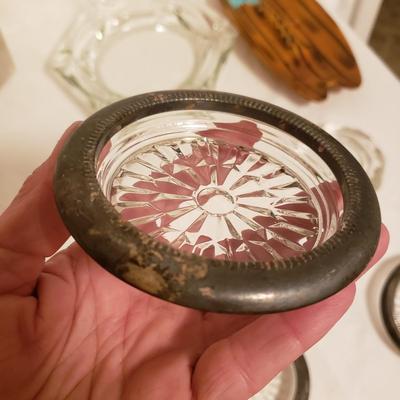 Vintage Ashtrays and Matches (B2-KD)