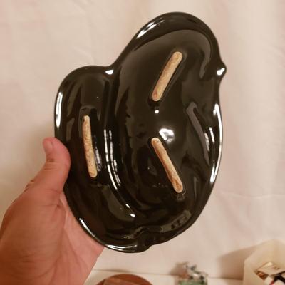 Vintage Ashtrays and Matches (B2-KD)