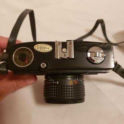 Minolta Freedom & Bentley 35mm Cameras (B2-KD)