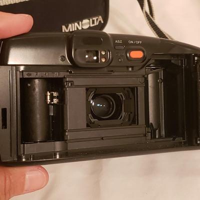 Minolta Freedom & Bentley 35mm Cameras (B2-KD)