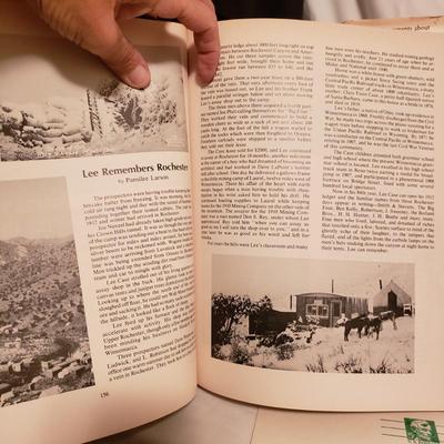 Vintage Souvenirs From The USA (LR-KD)