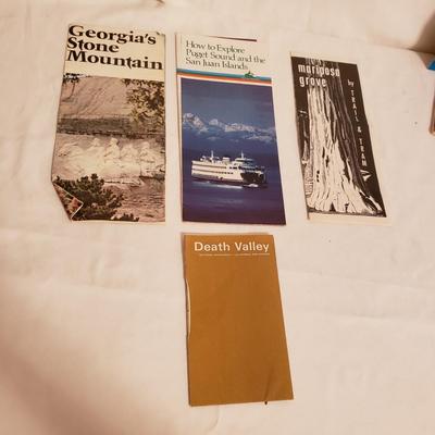 Vintage Souvenirs From The USA (LR-KD)