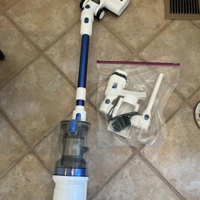 BriTech Cordless vacuum