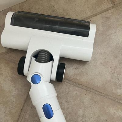 BriTech Cordless vacuum