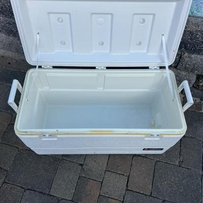 White Igloo Cooler