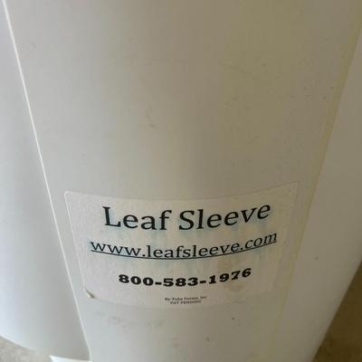Leaf Sleeve