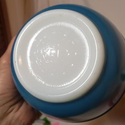 Pyrex "Primary Colors" Nesting Mixing Bowls (K-KD)