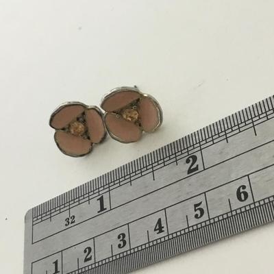 Pink flower stud earrings
