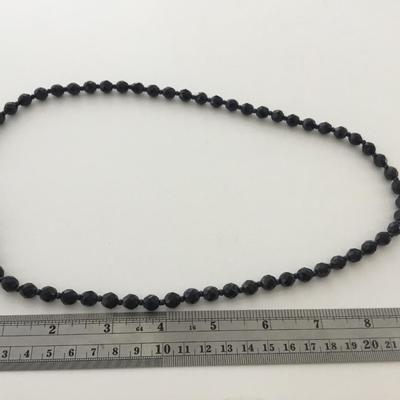 Black beaded fashion necklace