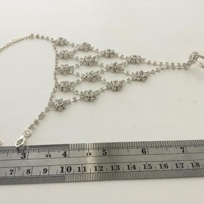 Beautiful rhinestone hand with ring fashion bracelet