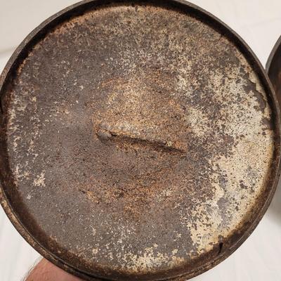 Cast Iron Fair Day and DeKlyne Footed Dutch Oven (FE-EL)