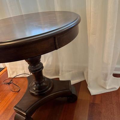 Round Side Table Three Footed (LR)