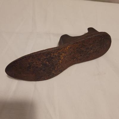 Antique Cast Iron Cobblers Anvil & Shoe Forms (FE-EL)